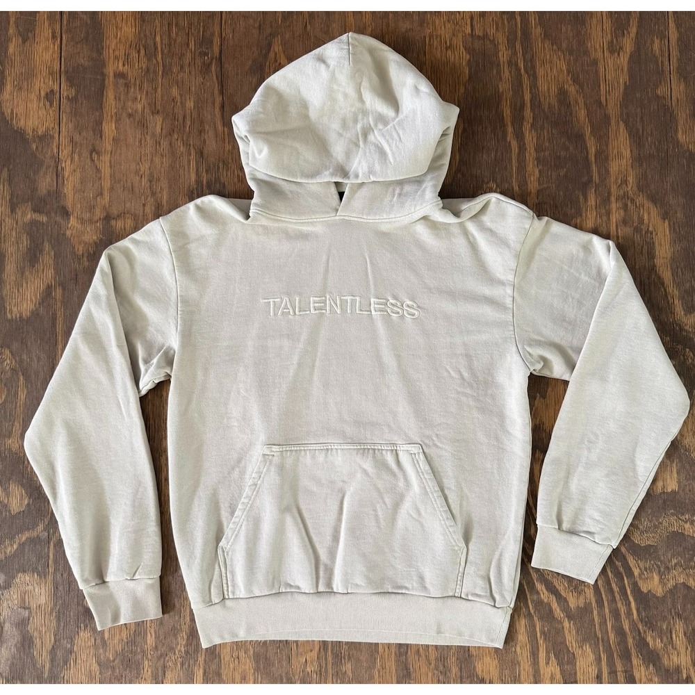 Talentless Men's L Heavyweight Circle Logo Hoodie Bone Embroidered